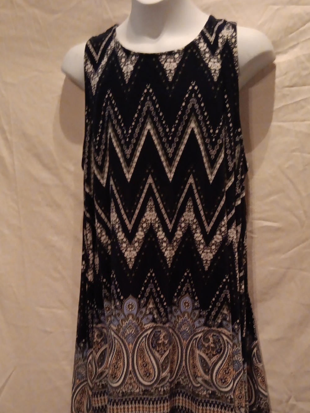 just be Black Chevron & Paisley Midi Dress - Picture 2 of 2